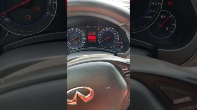 Инфинити ЕХ35 заводится дольше обычного смотреть онлайн