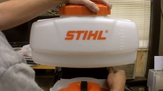 Stihl SR-450 Mist Blower Review and Assembly смотреть онлайн