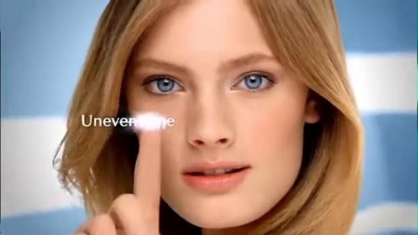 Estee Lauder Idealist Even Skintone Illuminator Serum rozjaśniające 75ml