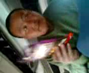 Продавец орехов и семечек в электричке смотреть онлайн