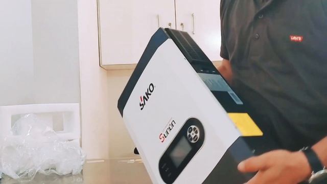 Sako Solar Inverter 3.0 Kw 2021 | 4000 Watts Solar Capacity | Pure Sine wave | Price & Unboxing 202 смотреть онлайн