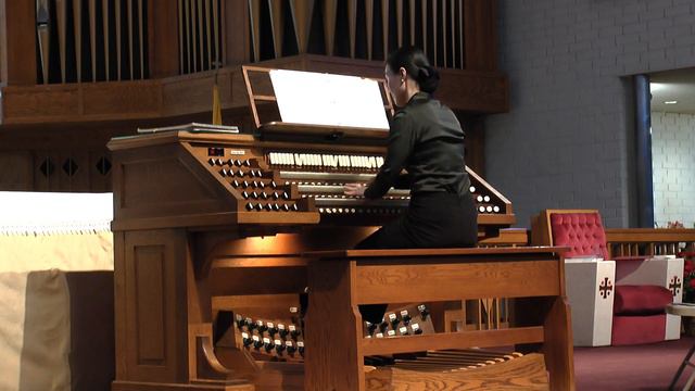 05-20-18 (2) Namhee Han organ St. Cyril Bach Duetto IV BWV805 (2m42s) смотреть онлайн