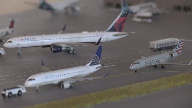 1:400 Model Airport Update Washington Reagan National Airport DCA #14 смотреть онлайн