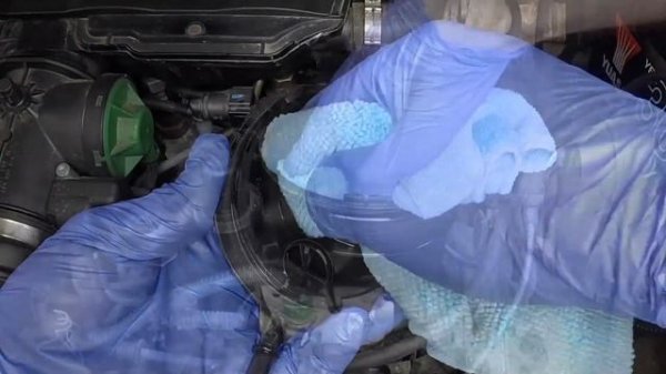 How to replace the fuel filter on a Citroen Berlingo / Peugeot Partner (1996-2010)