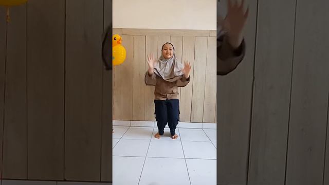 Tugas Tari Bungong Jeumpa,Edla Azalia (8) , Kls 4 MOHAB