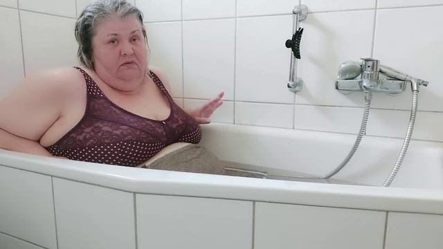ГЕРМАНИЯ🇩🇪.УКРАИНСКИЕ🇺🇦БЕЖЕНЦЫ.КОММЕНТЫ ГОЛОДНЫХ И УНИЖЕННЫХ смотреть онлайн