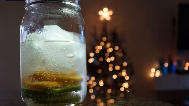 Ставим мануальные объективы на Сони а6000. Tokina 2.8 28 мм. смотреть онлайн