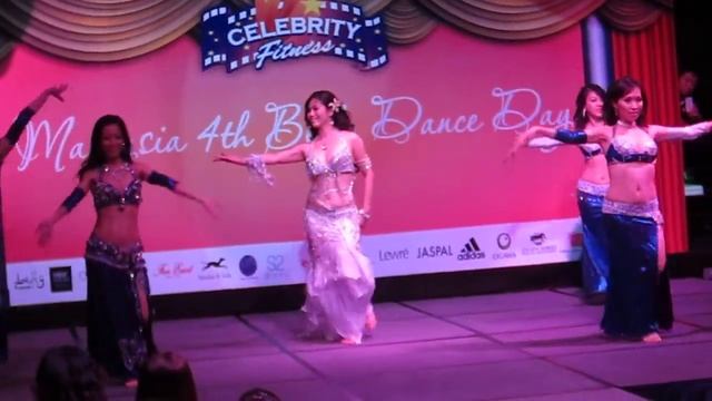 Sherlyn - World Belly Dance Day 2011 (Tab Leh + Tauba) смотреть онлайн