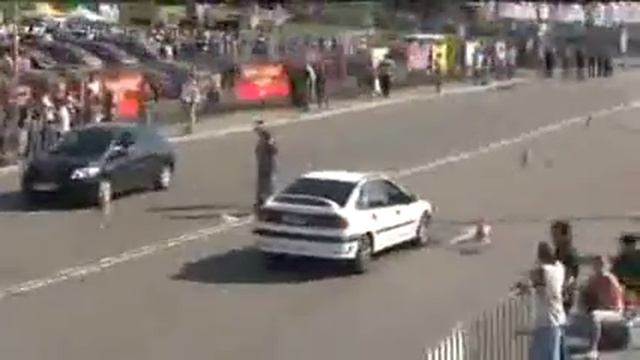 Автошоу на Столичном 2009 смотреть онлайн