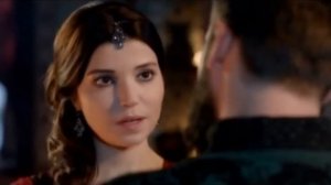 Хатидже находит предсмертное письмо Нигяр