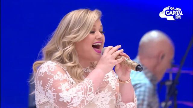 Kelly Clarkson -  'Heartbeat Song' (Summertime Ball 2015)