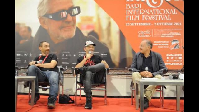 I Manetti Bros al BIF&ST 2021: il nuovo film Diabolik смотреть онлайн