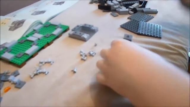 Распаковка и обзор набора Lego Minecraft 21127 Крепость. смотреть онлайн