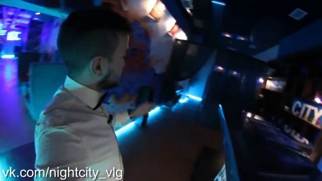 Видео кальянной Night City Волгоград, Центральный район ведущий Александр Козло смотреть онлайн