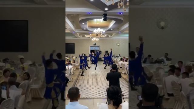 Сүннет той город Жаркент, ансамбль "Кашгар" руководитель Расул Исрапулов смотреть онлайн