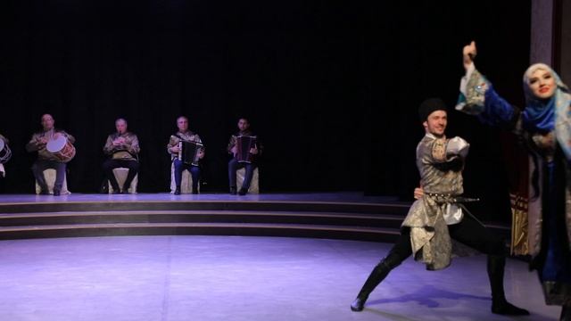 Даргинский фольклорный танец – «Шатилла».mp4 смотреть онлайн