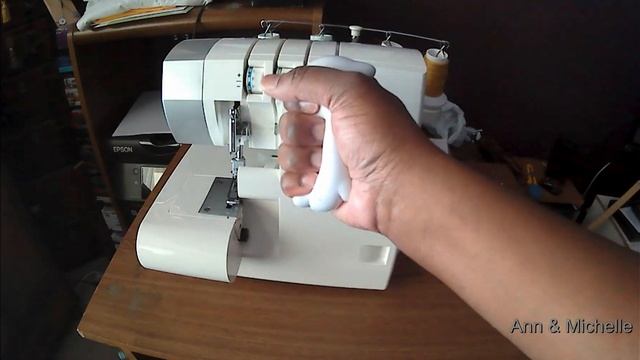 Singer 14CG754 Pro Finish Serger Overlock Unboxing and Tour смотреть онлайн