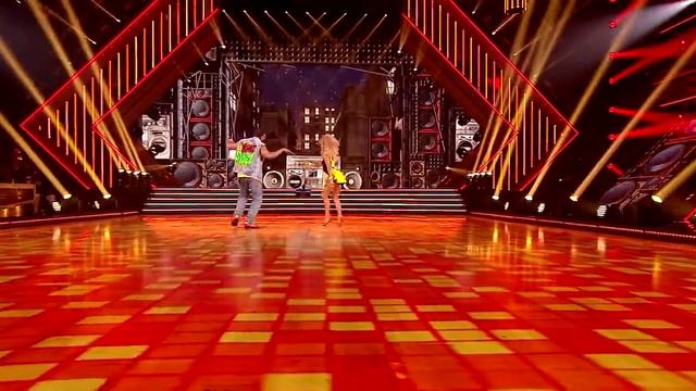 Nelly and Daniella - Samba - WEEK 5 смотреть онлайн