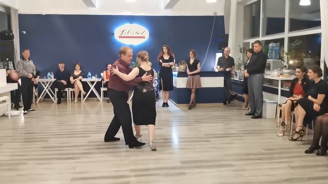 Decile Que Vuelvaicardo - Tanturi, Alberto Castillo. Логинова Дарья, Никонов Александр 3 апреля 202 смотреть онлайн