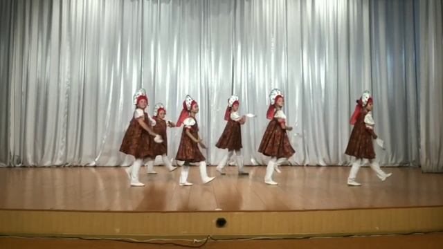 Видеопоздравление ко Дню пожилого человека "Славим возраст золотой" смотреть онлайн