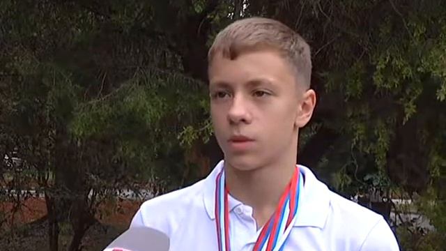Симферополец Максим Гордов - победитель Кубка Черного моря по плаванию смотреть онлайн
