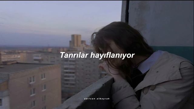 Bu Caddelerde Kimse Yok ~ Lia Shine - Aden P2 (Sözleri)