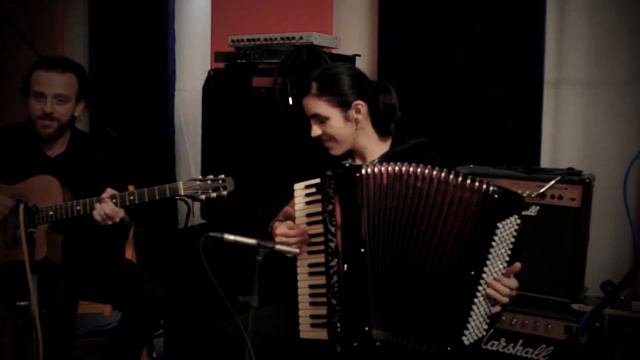 Manouchedrome Whistle Accordion Swing project - Undecided (rehearsal) смотреть онлайн