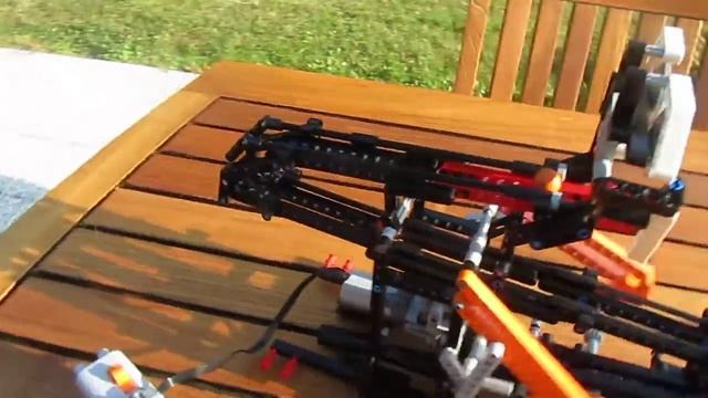 LEGO Technic : Félix, original GBC module смотреть онлайн