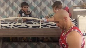 Писающий мальчик. #Отец2Сына (Выпуск 13)