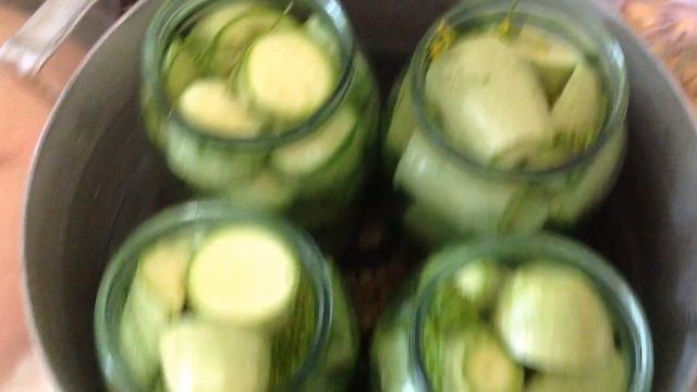 кабачки на зиму, маринованные кабачки, консервированные кабачки, закатка, кабачки с уксусом, 2023 смотреть онлайн