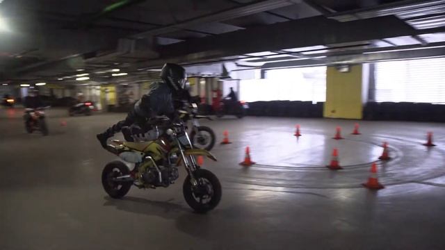 Мотошкола. Дети. Контраварийное вождение мотоцикла