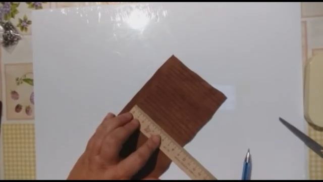 Мастер-класс по работе с натуральной кожей . Брелок - это легко ))) смотреть онлайн