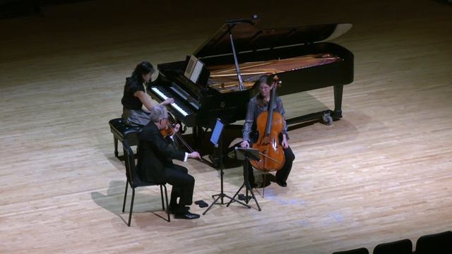 Helios Trio смотреть онлайн