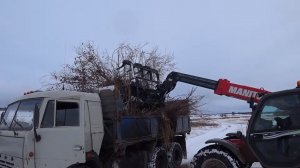 ДНЁМ ВОЖУ КУСТЫ , ВЕЧЕРОМ В ПАРК С СЫНОМ