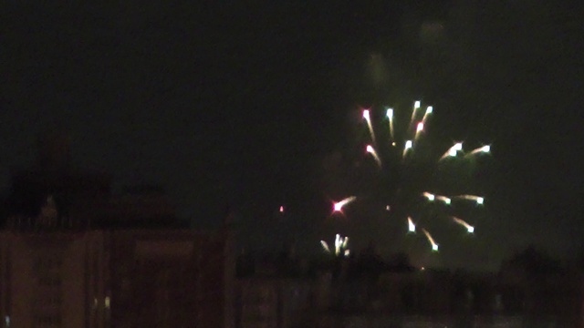 Новогодний Салют 2016 года (Санкт-Петербург) смотреть онлайн