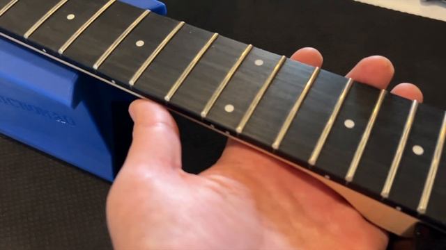 Should you buy the LTD EC-10 over the EC-256 for a beginner guitar? смотреть онлайн