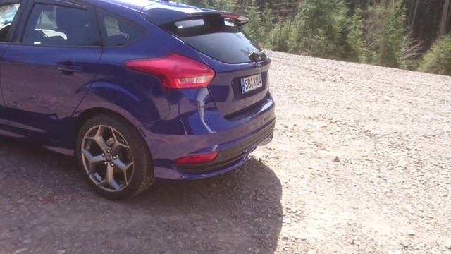 Ford Focus St mk3 смотреть онлайн