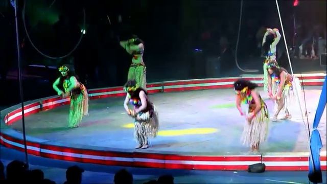 COWGIRLS ON ELEPHANTS, RARE TIGERS and SPIDERMAN! В цирке! Valentina OK. LifeinUSA жизнь в США смотреть онлайн