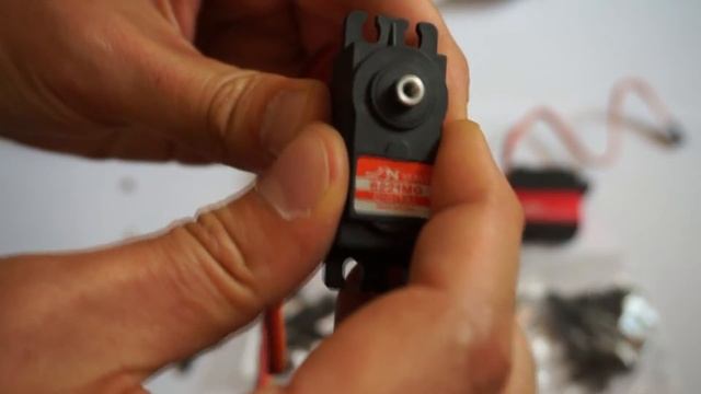 • JX Servo - PDI 6221MG - Unboxing •