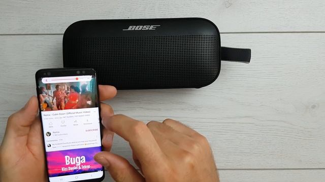 Bose SoundLink Flex - Unboxing, setup and review смотреть онлайн