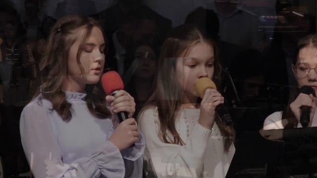 Пение «Небеса, небеса, небеса» трио Лиана, Эвелина, Вита смотреть онлайн