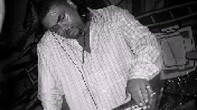 Dj Robert Armani @ 11 years Cherry Moon 02 02 2002 смотреть онлайн