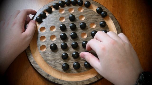 ASMR Classic Peg Solitaire | Soft Spoken | (With Wins and How To Solve it!) смотреть онлайн