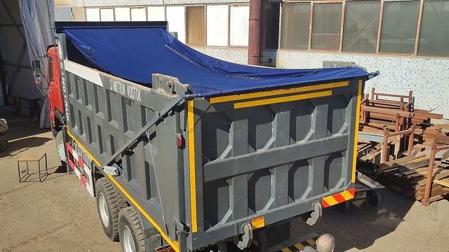 Полог на самосвал ХОВО с пружинным механизмом намотки от земли смотреть онлайн