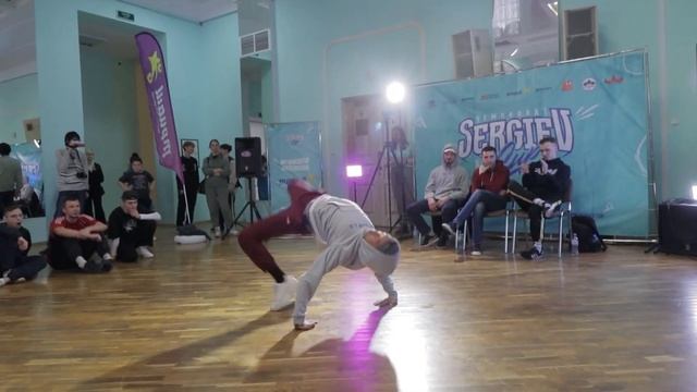 БАТЛ SERGIEV CUP 2022 - BREAK DANCE PRO 9 смотреть онлайн