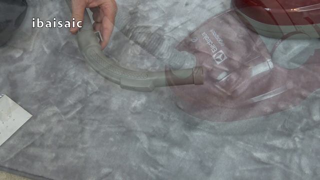 Electrolux Ergo Space Toy Vacuum Cleaner By Theo Klein Unboxing & Demonstration смотреть онлайн