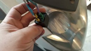 Внедрение Вазовского реле поворотов на скутер.