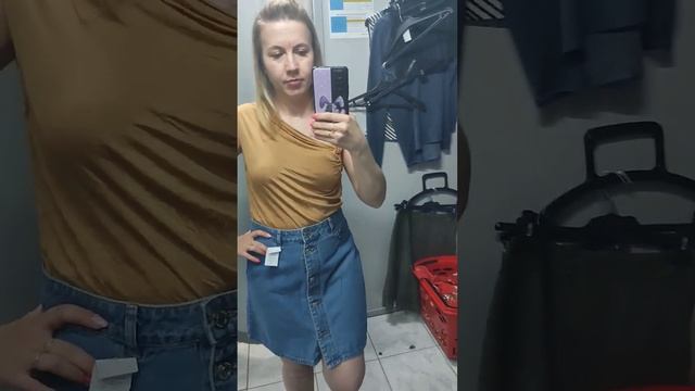 Как вам такой лук-лучок? ? #секондхенд #одеждазакопейки #примеркаодежды смотреть онлайн