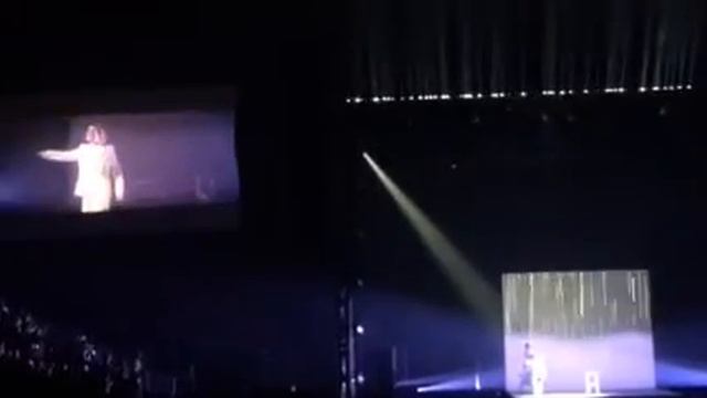 Sia in Concert at Viejas arena in SD-One Million Bullets смотреть онлайн