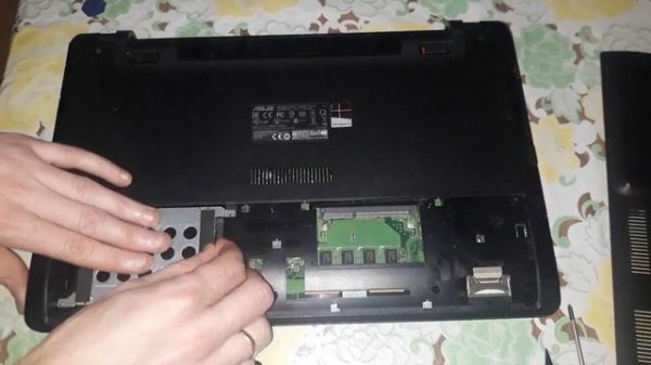 Asus X550C не определяет Hard disk